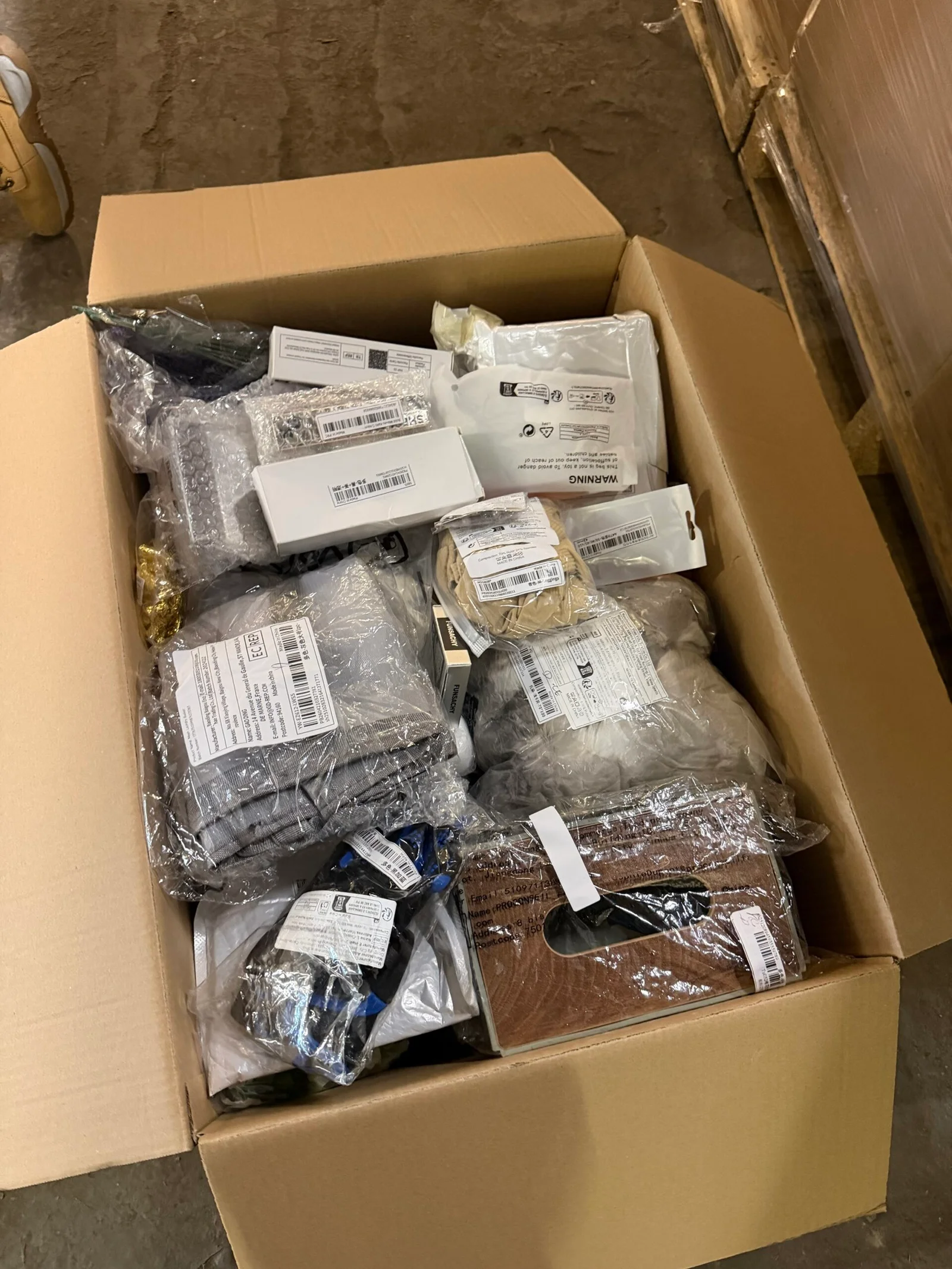 SHEIN Half Pallet Accessories and Home